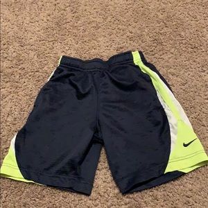 Boys Nike shorts size 6 read description